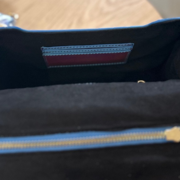 22 Gemini Collective - The Jelly Gloss Crossbody in Holographic Cosmic Dream - Picture 12 of 15